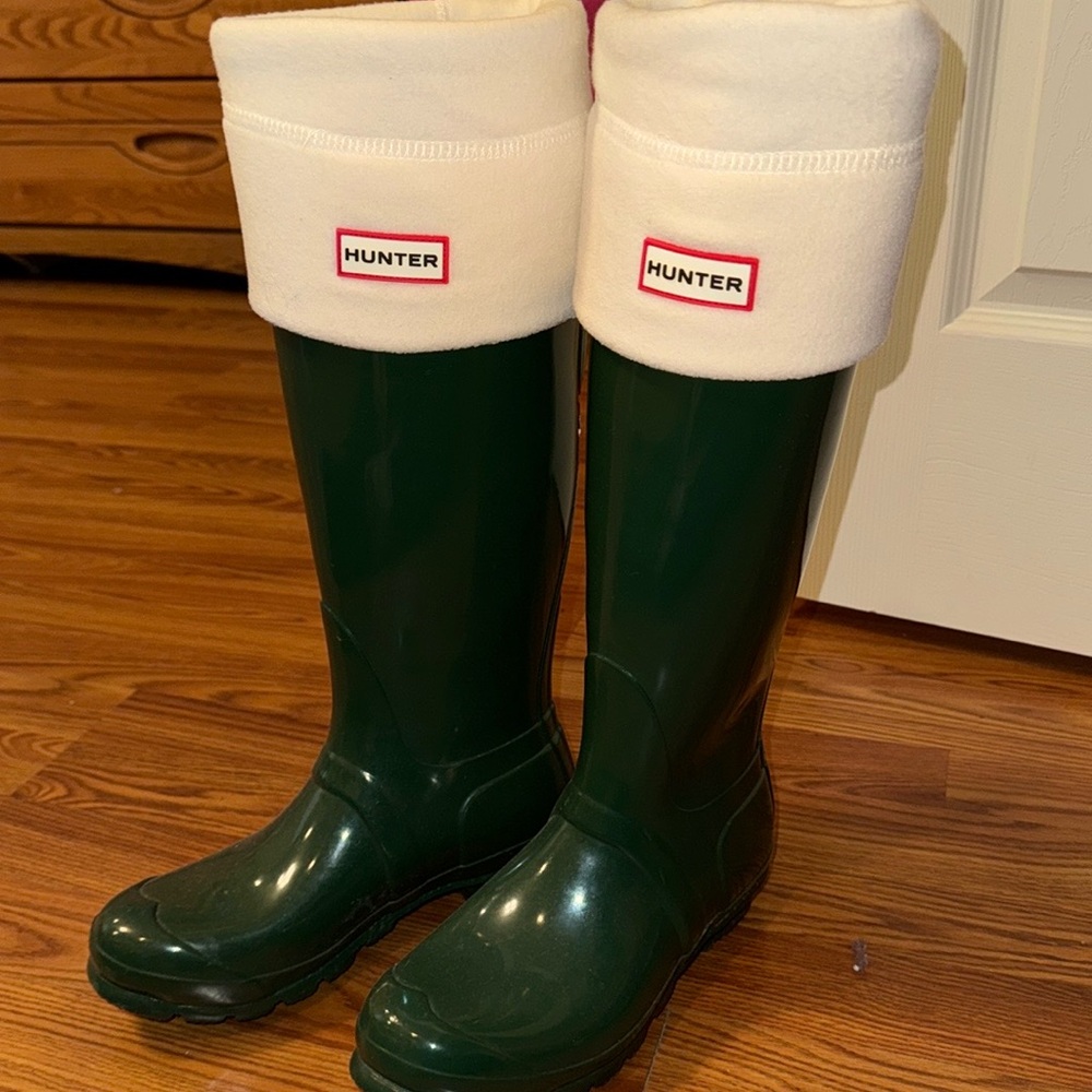 Hunter Rain Boots with Hunter Boot Socks